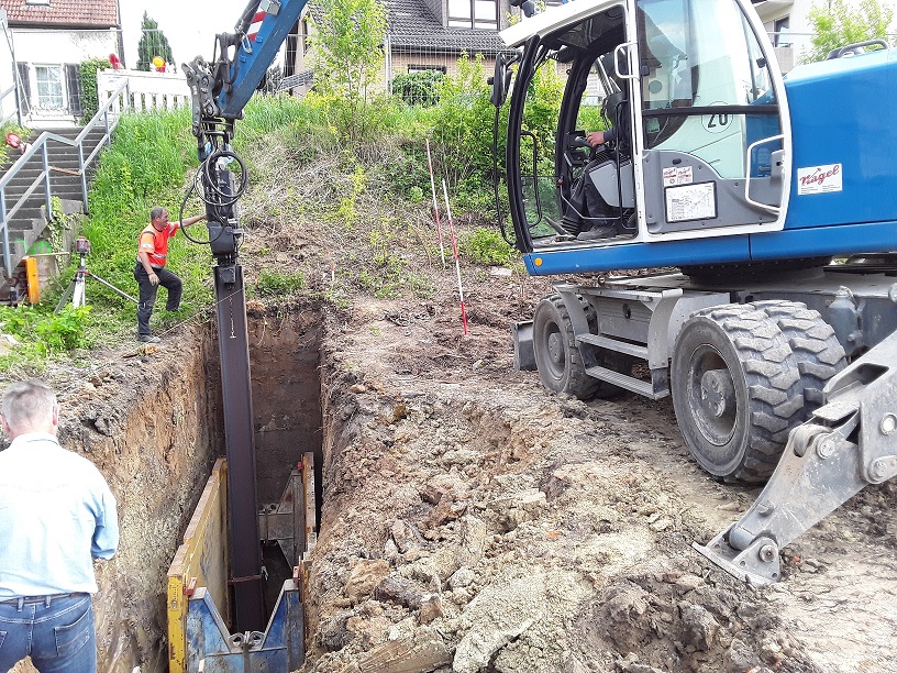 Setzten HEB Träger im Verbau