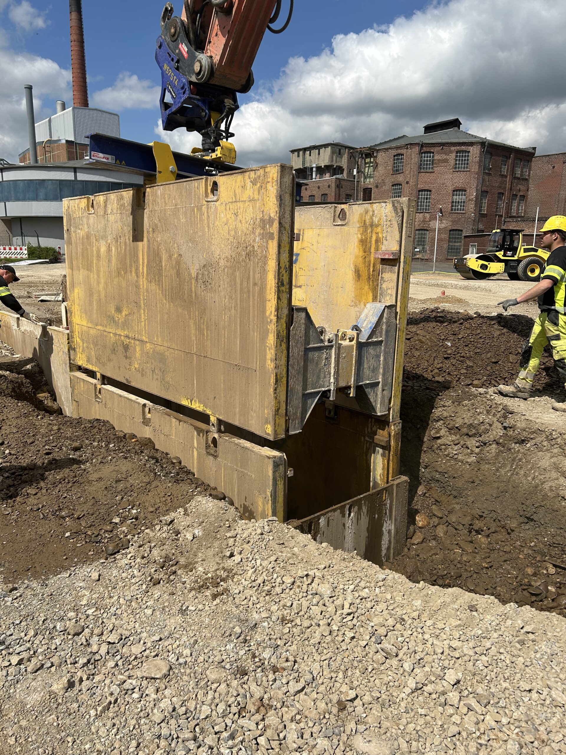 Setzen des Verbauaufsatzes auf die Verbaubox