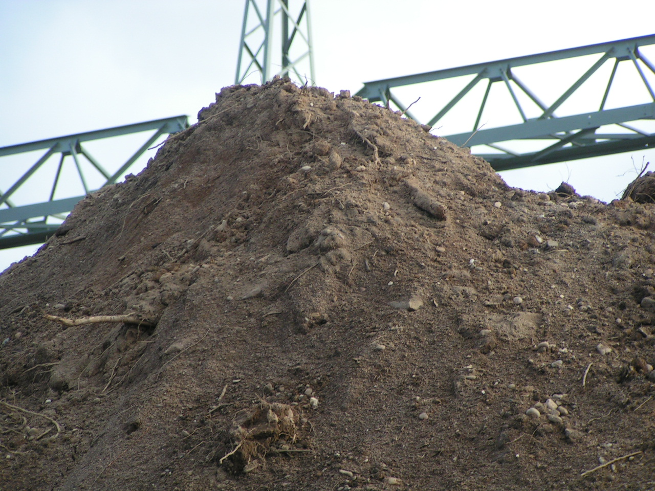 Verwendung Aushubmaterial zur Flüssigbodenherstellung 420kV Bettung