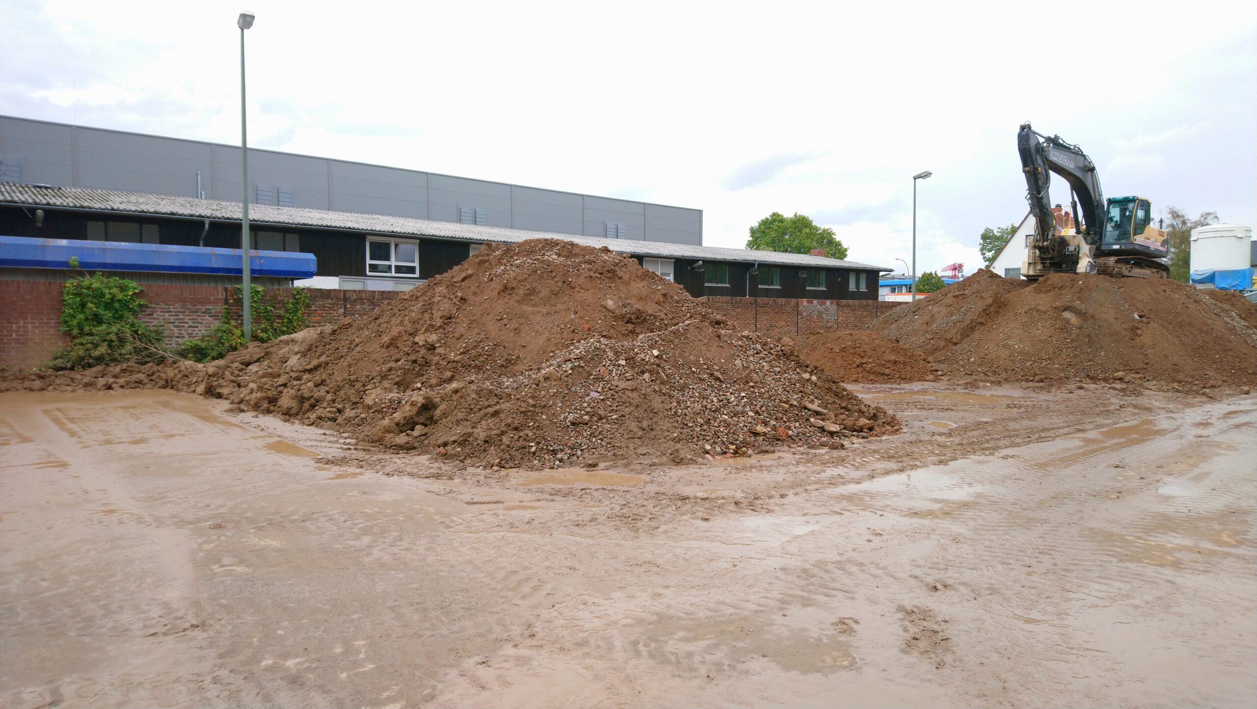 Ausgangsboden zur Flüssigbodenherstellung thermisch stabilisiert