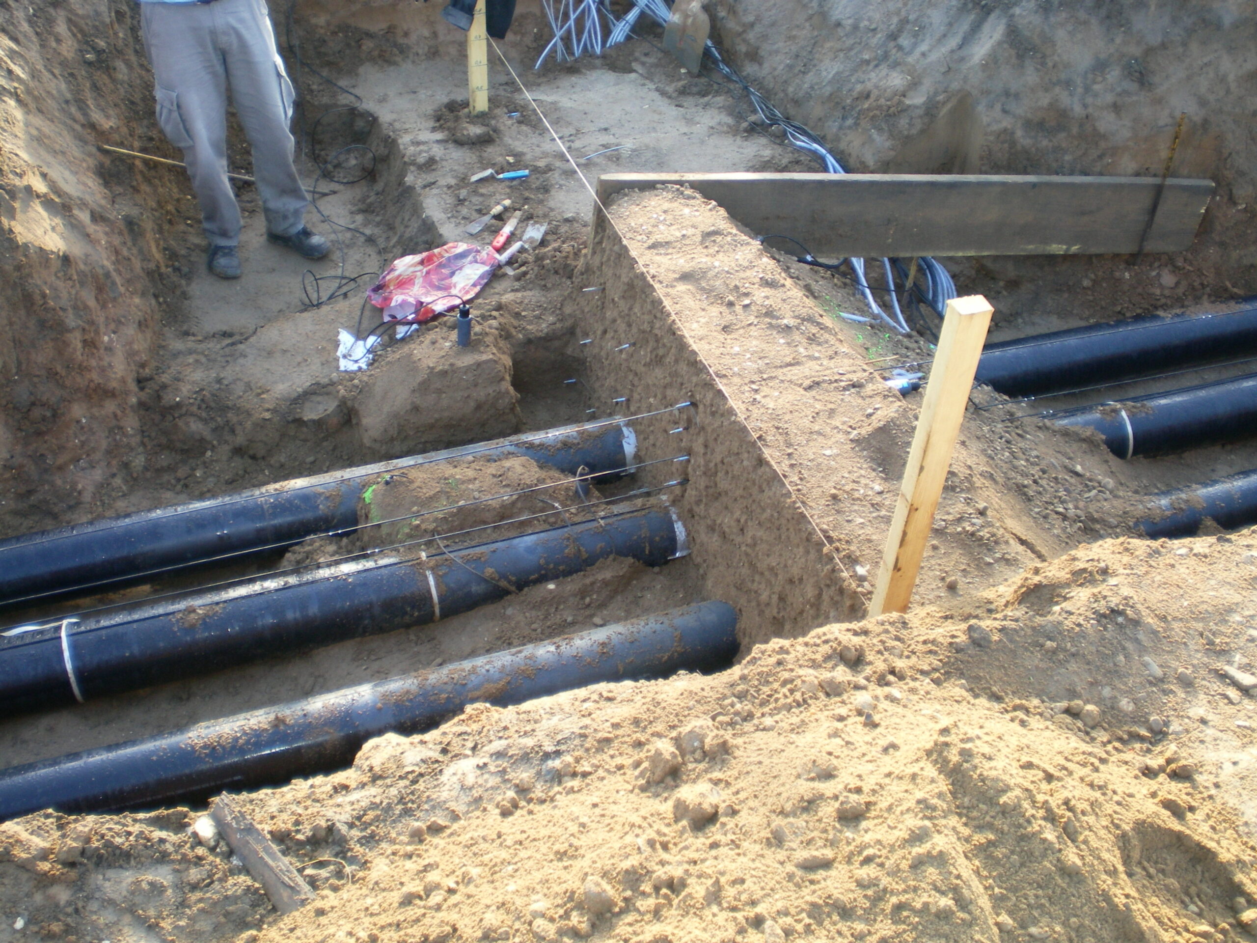 Vorbereitung Flüssigbodenverfüllung und Messinstallation