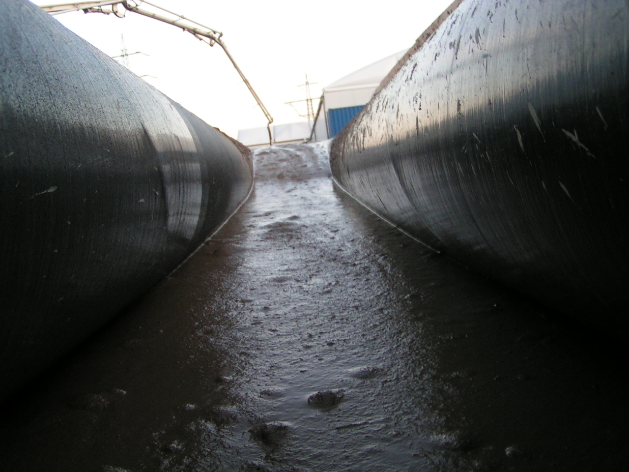 Verfüllkeil Nutzung Thixotropie Flüssigboden für Verfüllung 420kV entlang der Trasse