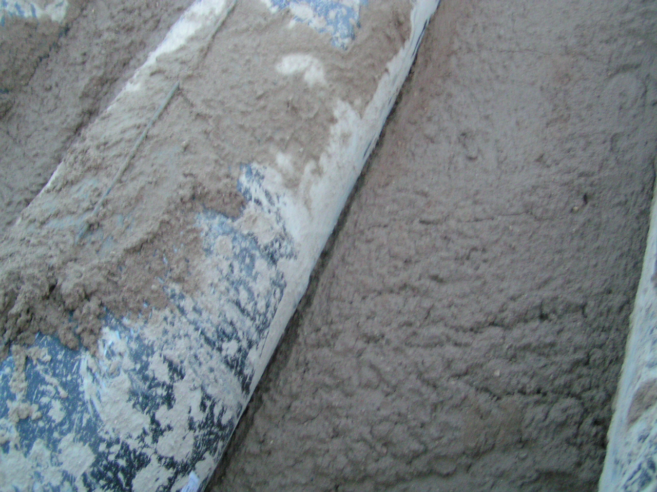 Thixotropie sorgt für hohe Oberflächenspannung und gute Verfüllung entlang der Trasse 420kV