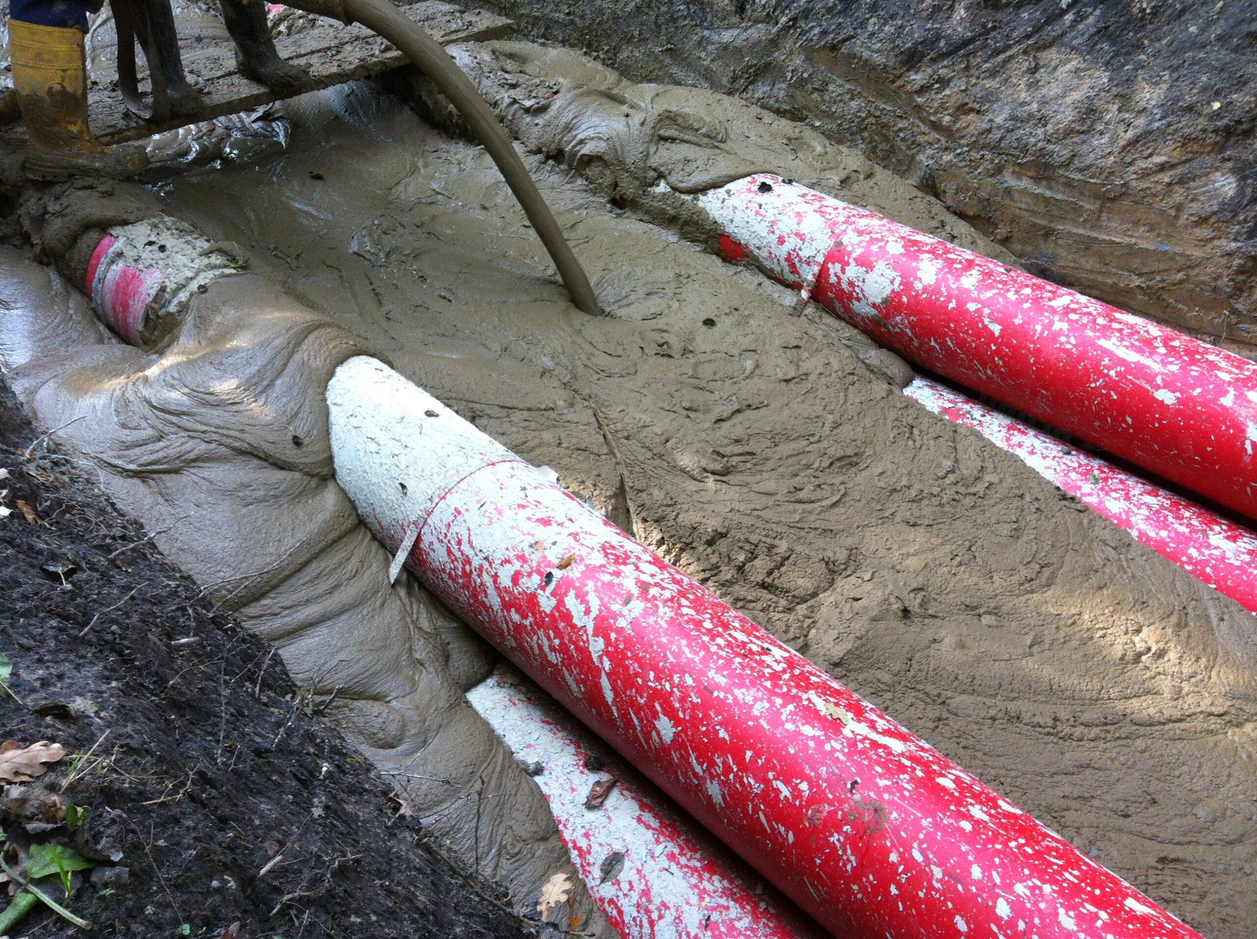 beginn der Verfüllug Flüssigboden 380kV Trasse