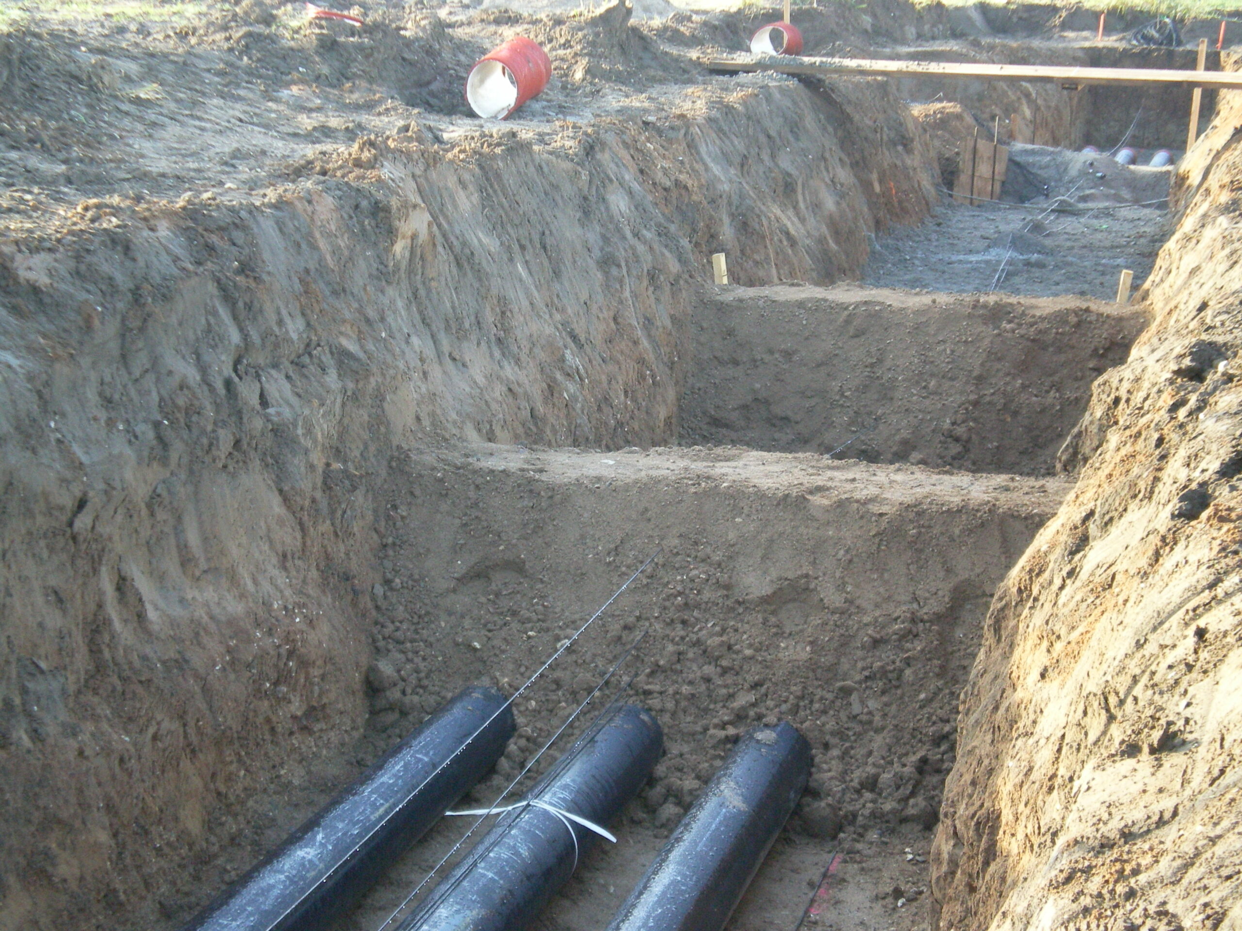 Schrittweise fortschreitende Flüssigbodenverfüllung Trasse 180kV und 110kV