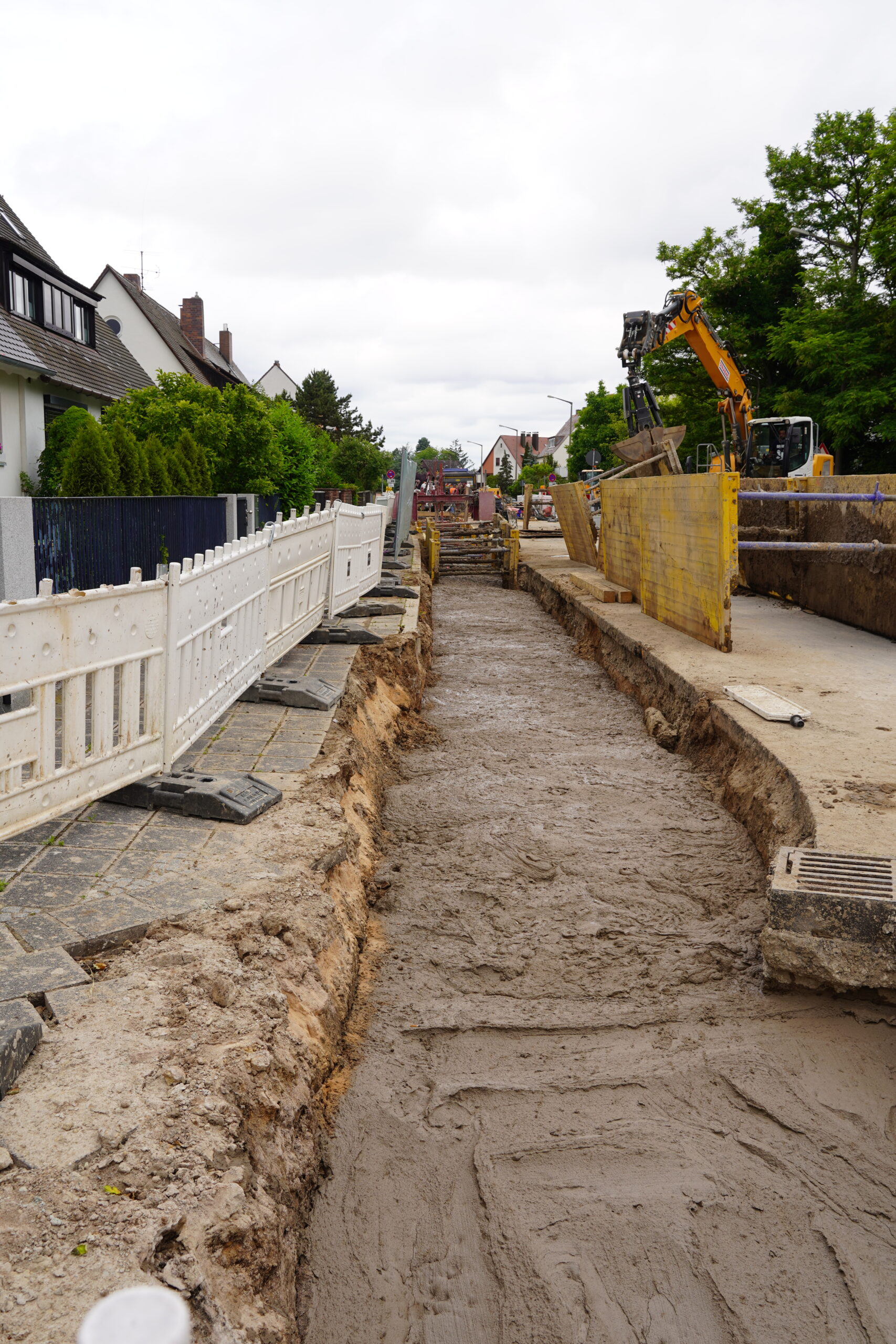 Verfüllter Flüssigbodengraben