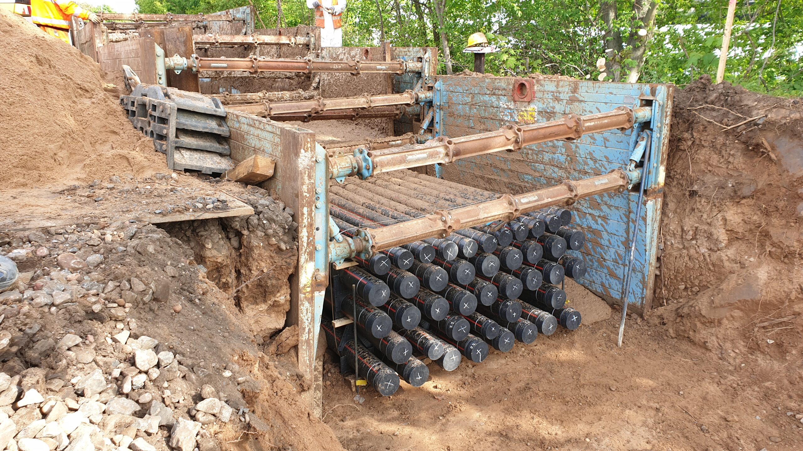 Abschluss Keilvefüllung mit Flüssigboden