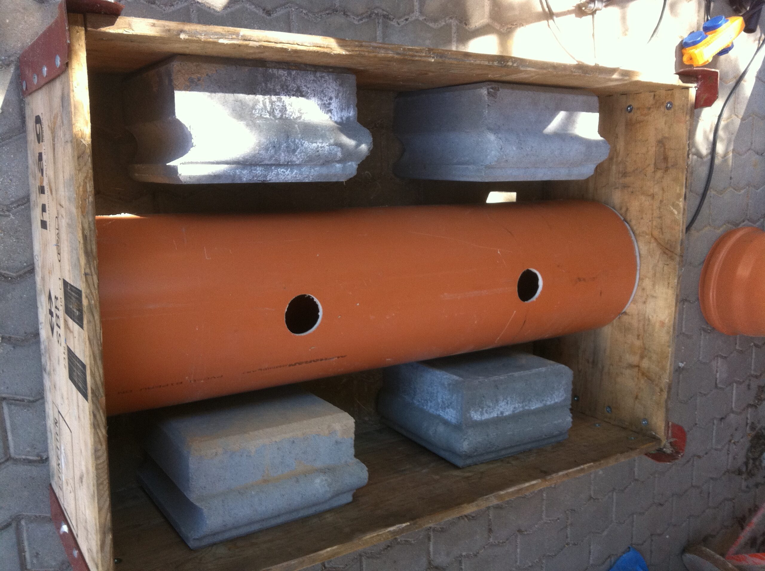 Versuchsaufbau für Testversuch 380kV Schutzrohrverfüllung