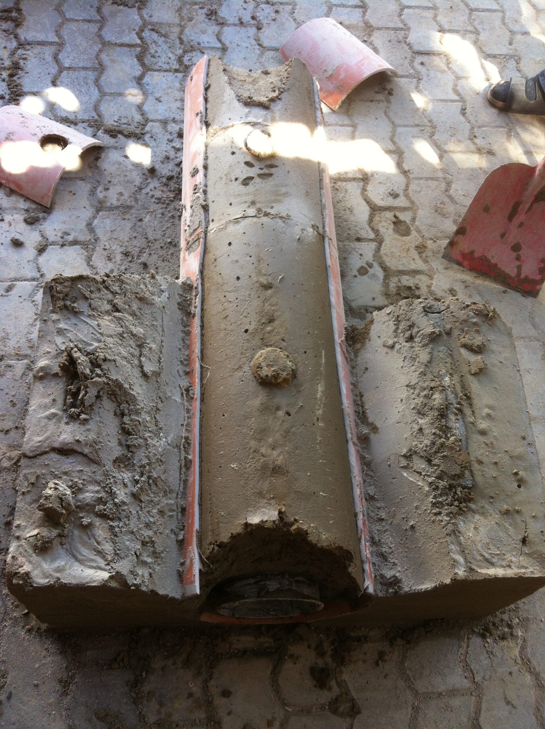 Vollständig Holraumfrei verfüllt nur durch Öffnungen