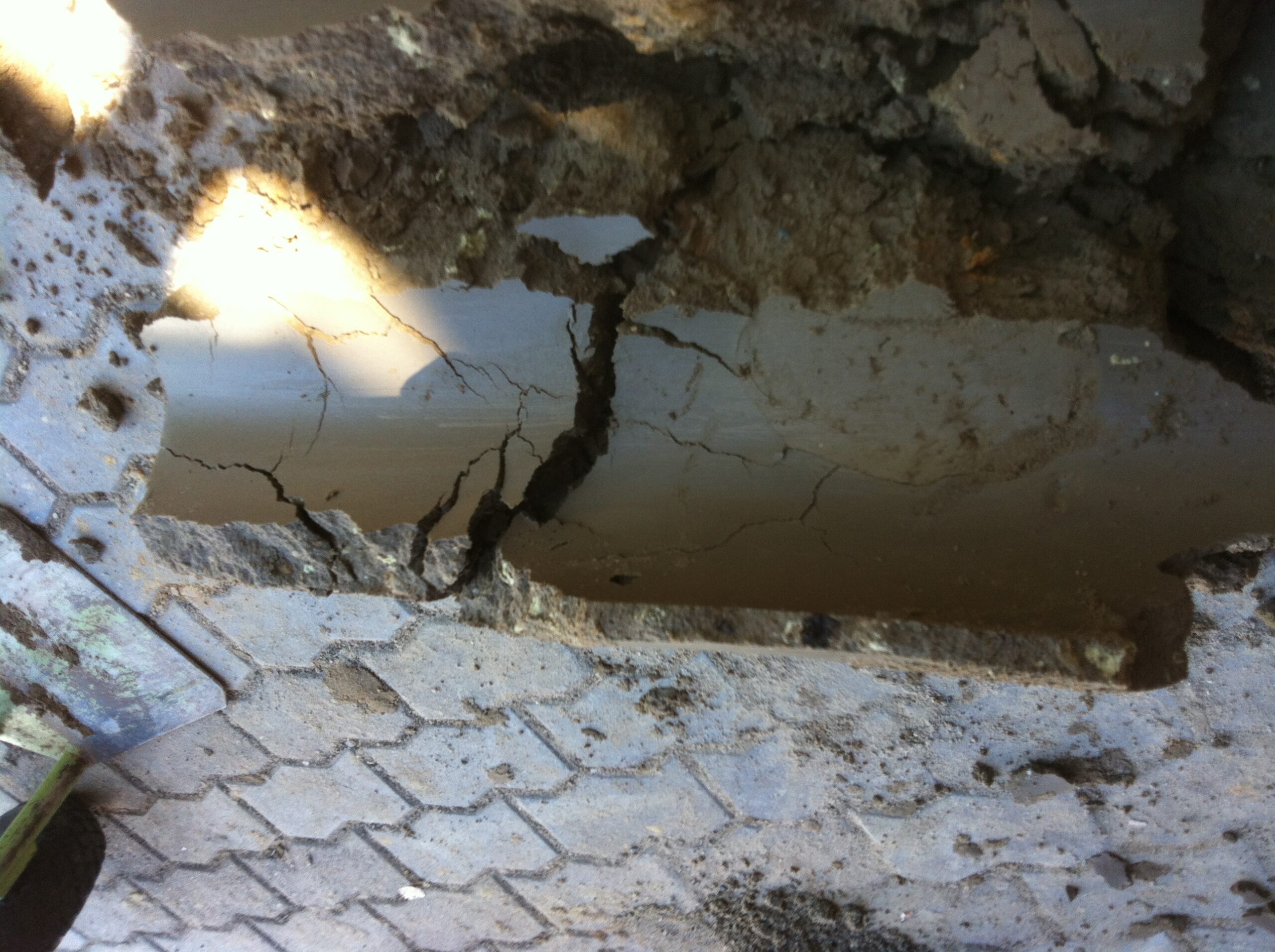 Negativabdruck durch Flüssigbodenbettung und Schwindungsfreiheit